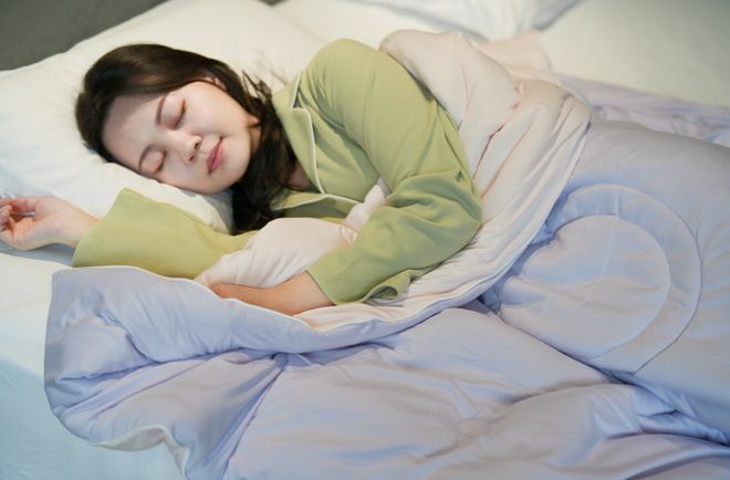 沉默。成年人的舒服都在陌生人社交里！CQ9电子app朋友圈停更、闺蜜群(图24)